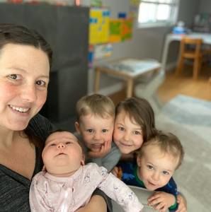 Meet your Posher, Stephanie